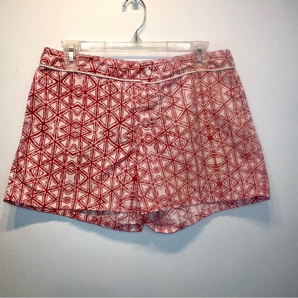 Patagonia Nylon Shorts Womens Sz 6 Geometric Retro Pattern 4" Inseam Back Pocket